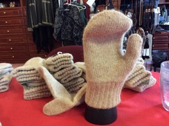 Alpaca Mittens: Made in USA