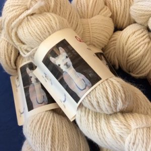 Natural white worsted weight Alpaca yarn