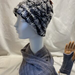 Handmade hats & beanies  2024
